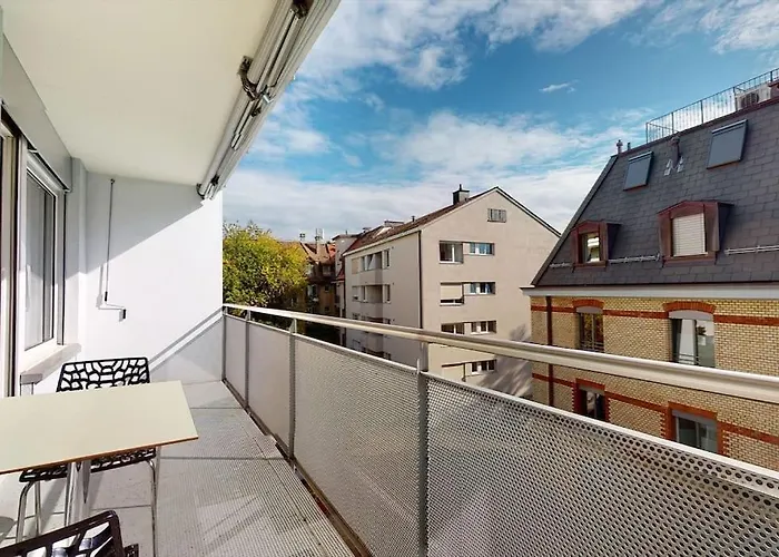 Διαμέρισμα Very 1br Flat With Sunny Balcony - Sky4