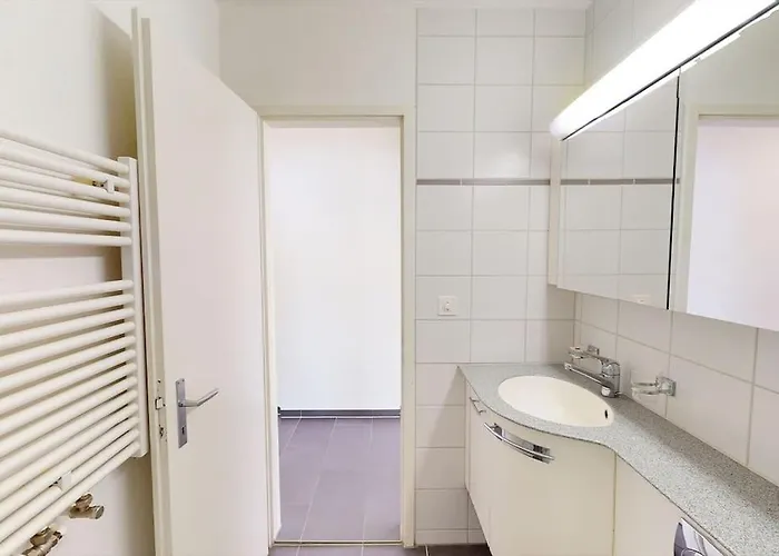 Very 1br Flat With Sunny Balcony - Sky4 زيورخ