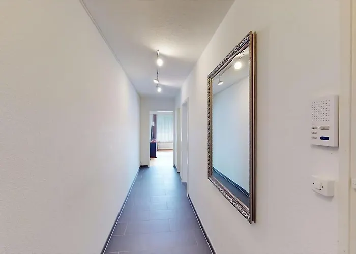 Very 1br Flat With Sunny Balcony - Sky4 زيورخ